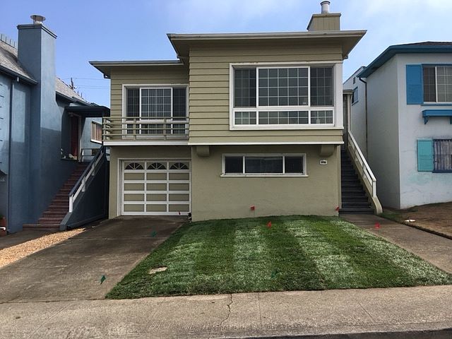 1st image of 1077 S Mayfair Ave