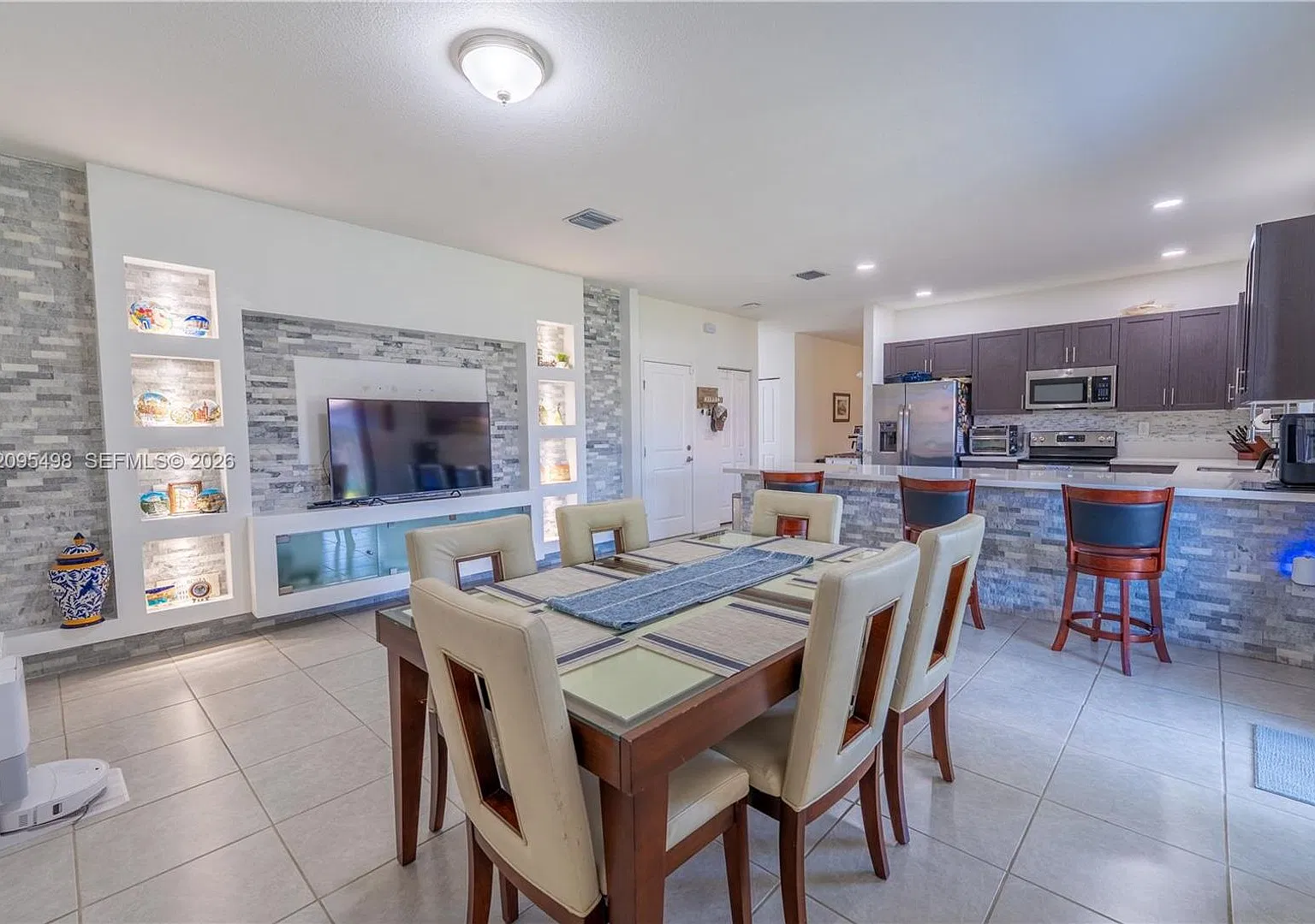 2588 SE 2nd Street, Homestead, FL 33033 - 7522 — Photo 2