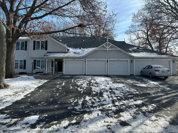 2612 Lake Court Dr #39, Mounds View, MN 55112