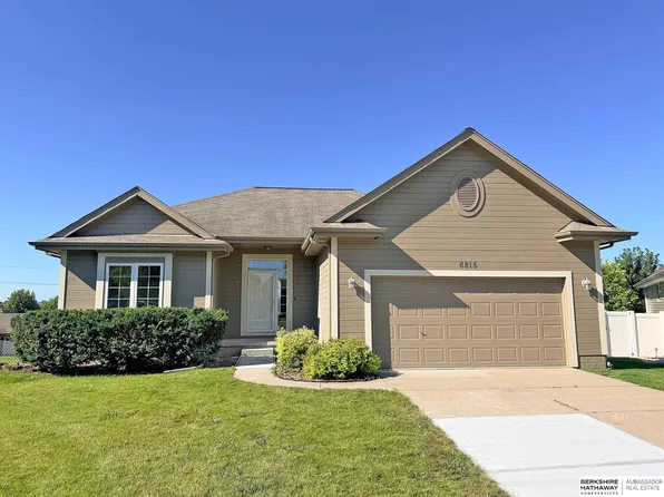 6815 S 164th Cir, Omaha, NE 68135