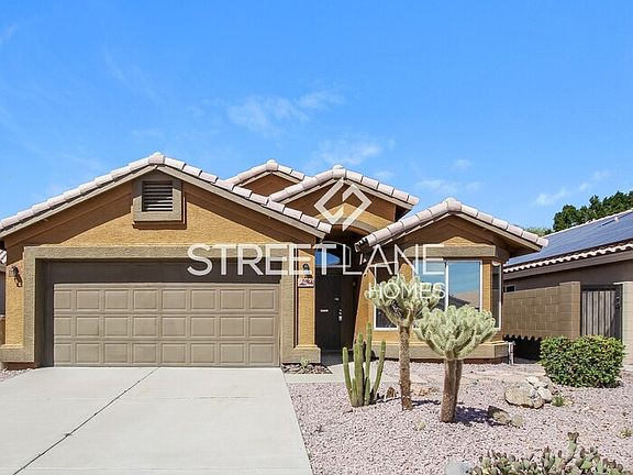 2nd image of 8636 W Paradise Ln
