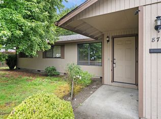 878 NE Thomas Ct, Hillsboro, OR