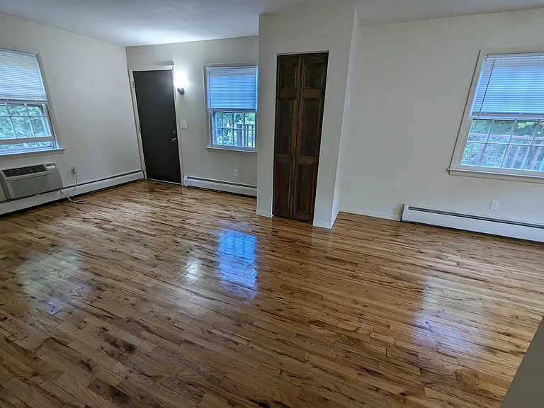 495 Crown St #253 — Photo 2