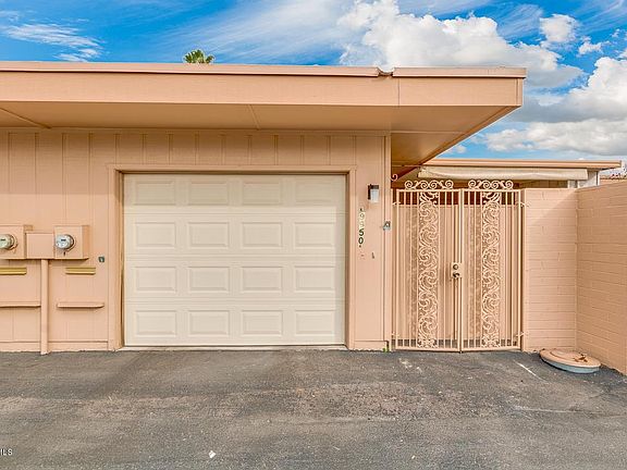 GATE TO PATIO AND GARAGE