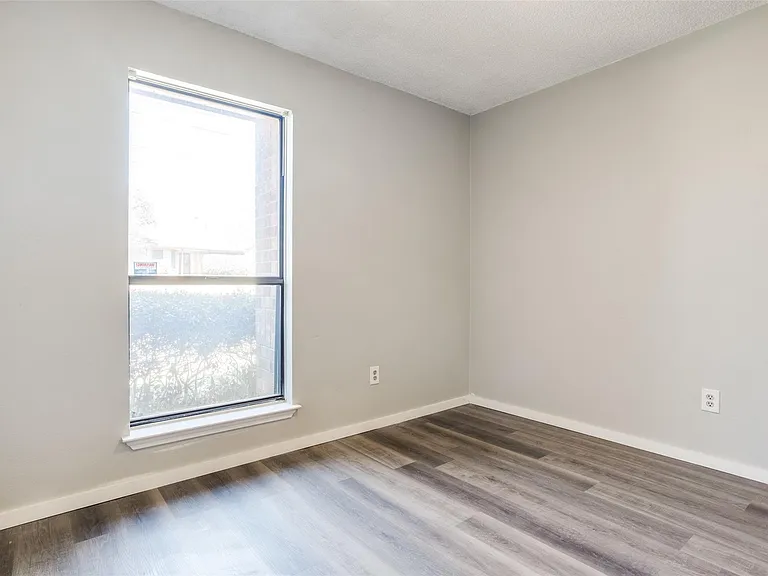 4940 Hollow Ridge Rd — Photo 13