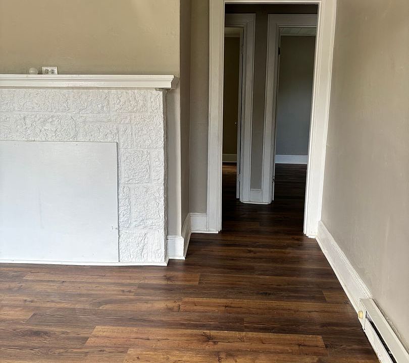 2nd image of 3708 Provence St