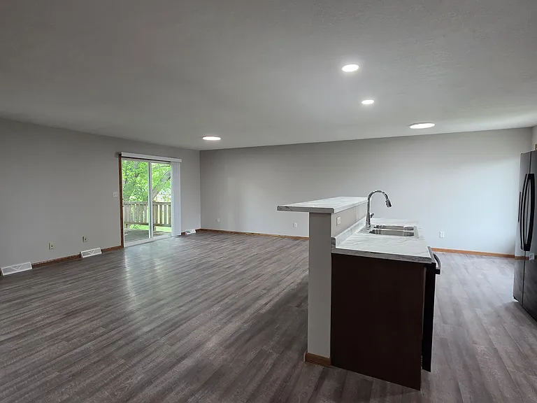 1505 Orchard Dr — Photo 7