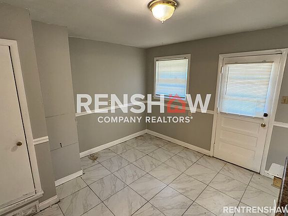 4th image of 4956 Durbin Ave