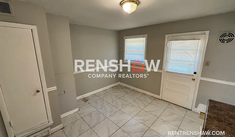 4956 Durbin Ave — Photo 4
