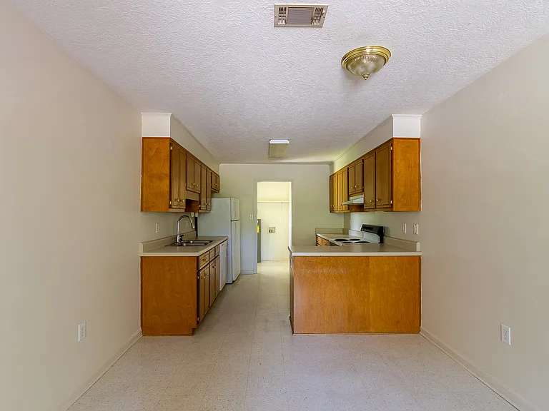 206 6th Ave #1 — Photo 7