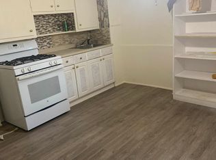 26-07 9th St #B1, Astoria, NY 11102