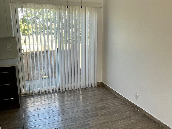 4th image of 950 W Bishop St APT 6