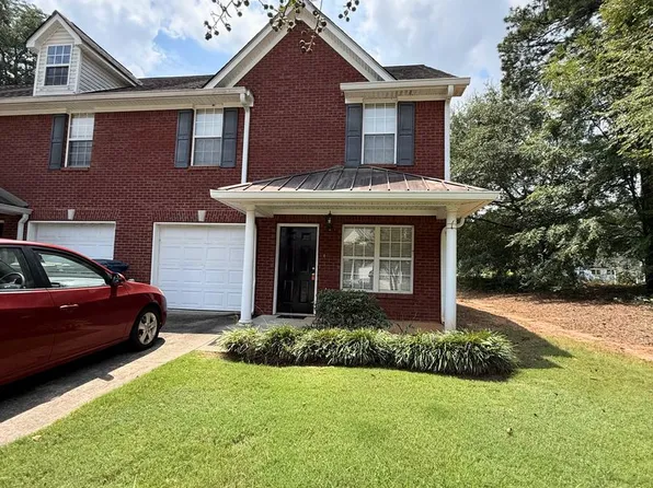 106 Abby Ln, Carrollton, GA 30117