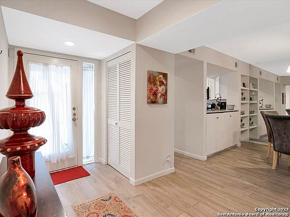 4th image of 8000 Donore Pl #69