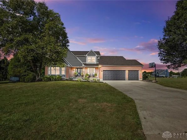 4477 Hollwood Rd, Springfield, OH 45502
