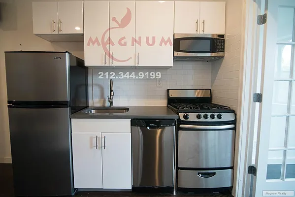 Rented by Magnum Realty Holdings, LLC | media 14