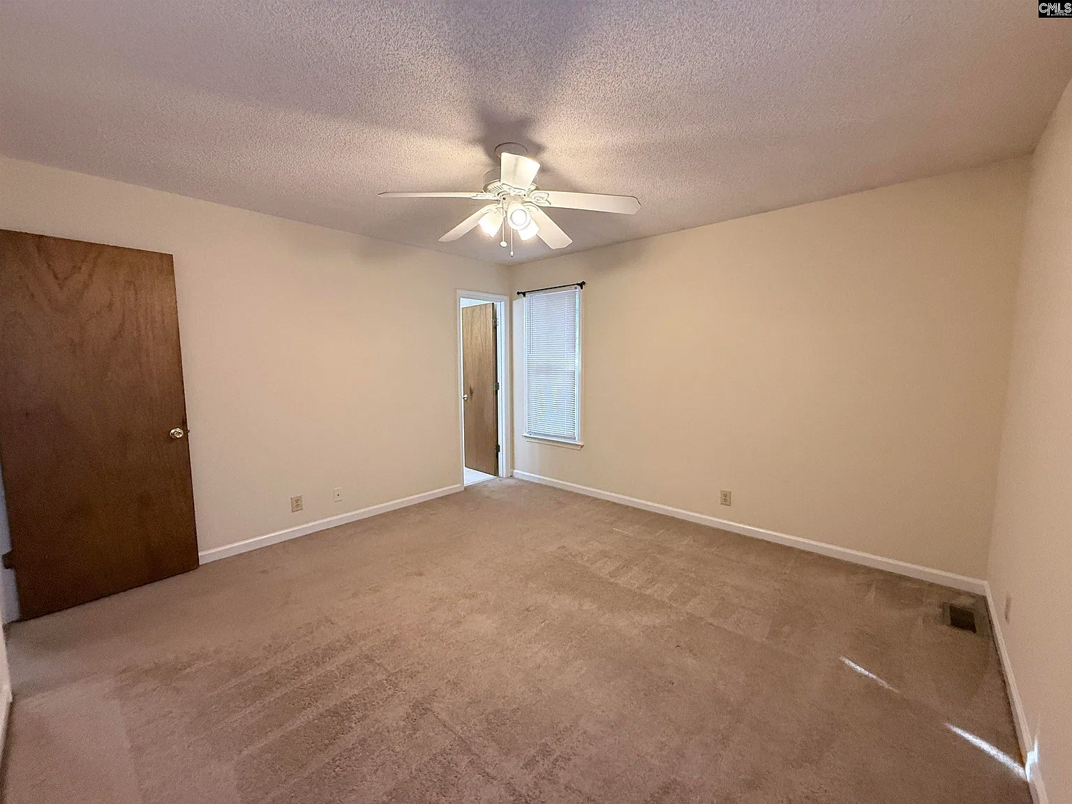 3 bed, 1106 sqft, $1,750 — Photo 2
