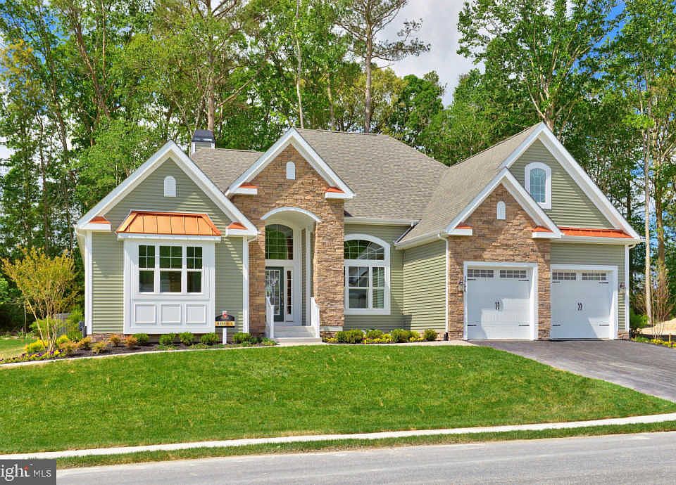 1st image of 29496 Patrick Henry Cir