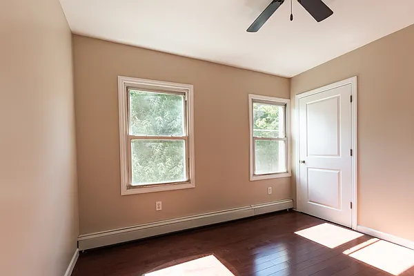 Rented by Corcoran | media 21