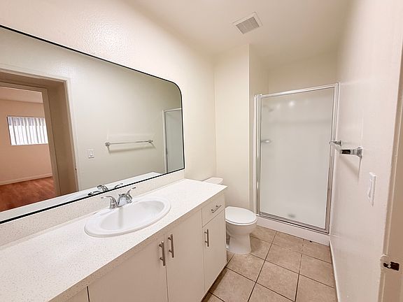 5th image of 1043 Winchester Ave #0a367181d