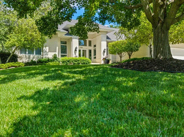 6985 Howard Ln, Eden Prairie, MN 55346
