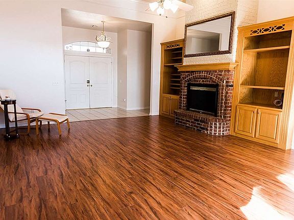 5th image of 3821 Willow Lake Ln