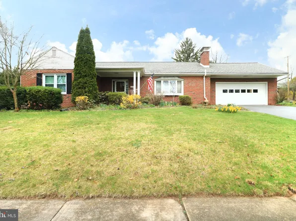 445 E McCormick Ave, State College, PA 16801