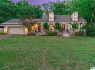 2511 Scenic Dr SE, Huntsville, AL 35801