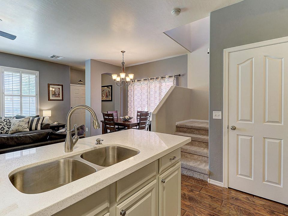 1st image of 1559 S Jacana Ln