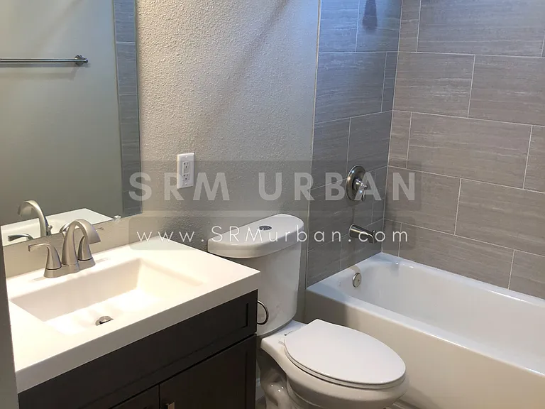 3209 Meade Ave #7 — Photo 4