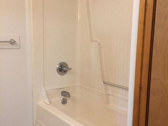 4th image of 1029 W Beaver Ave #B