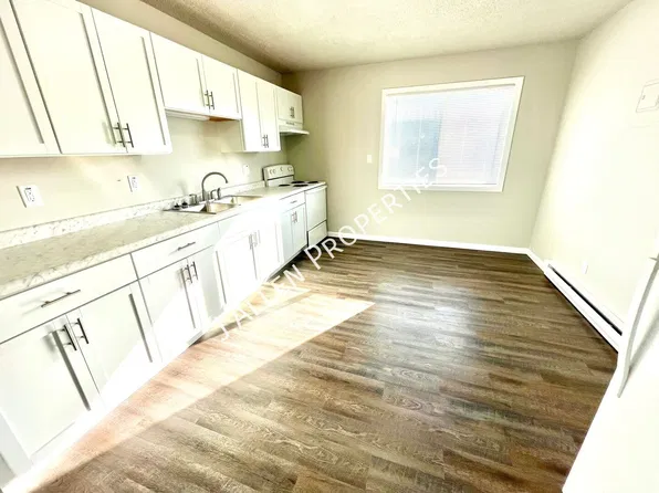 109 Gold Strike Dr #5, Norfolk, NE 68701