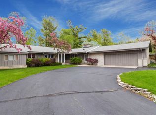 9596 N Regent Rd, Bayside, WI 53217