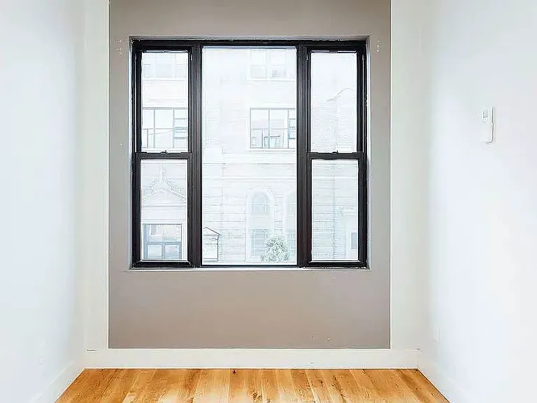 182 Suydam St #2R — Photo 9