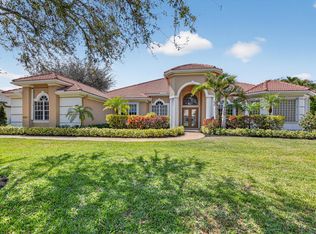 893 Forest Glen Lane, Wellington, FL 33414