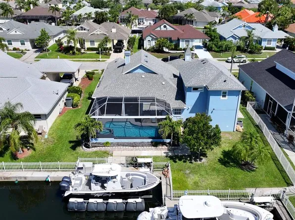 4748 Compass Dr, Bradenton, FL 34208