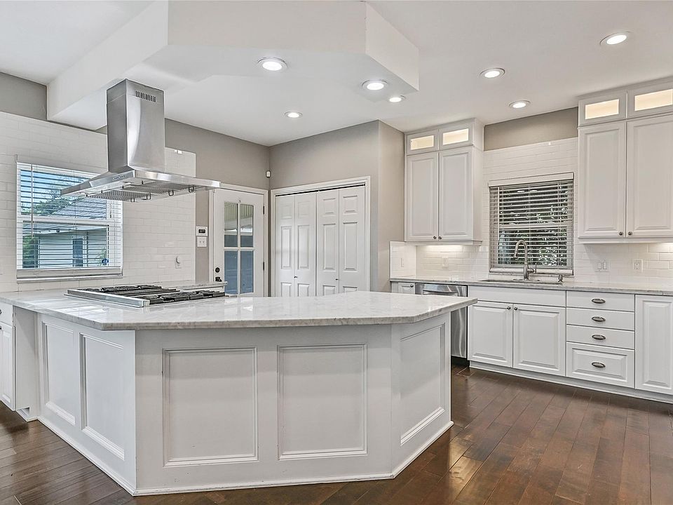 1st image of 20 Campeche Estates Dr