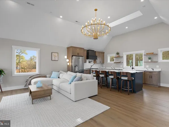 16242 Thomas Rd, Piney Point, MD 20674