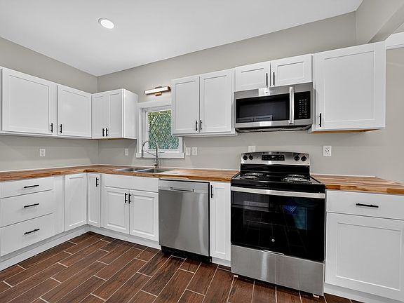 2nd image of 71 Shaw Blvd