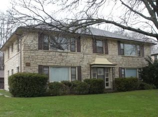 605 Elm Grove Rd, Elm grove, WI 53122