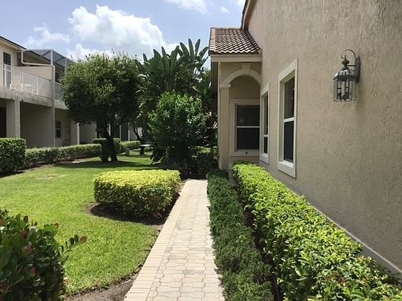 5th image of 9201 Wentworth Ln
