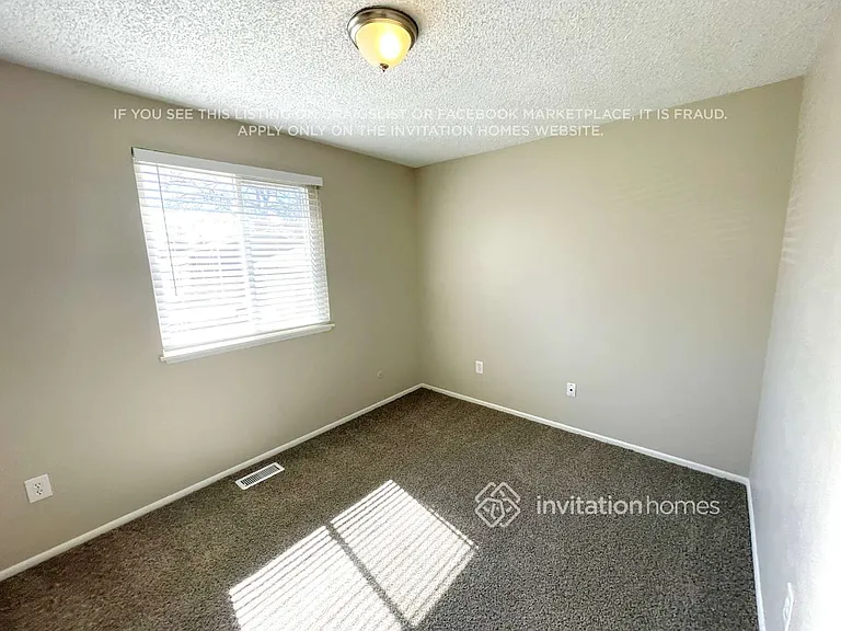 3361 S Winston St — Photo 9