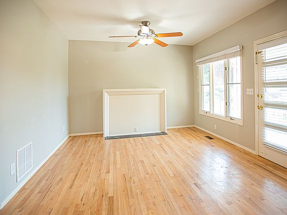 5th image of 1203 E Roosevelt Ave