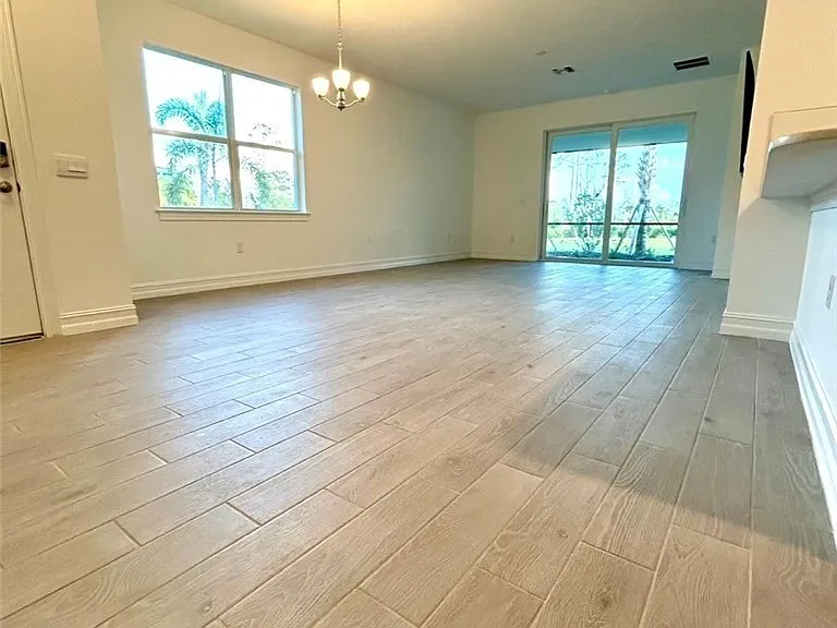 43806 Blue Heron Ln — Photo 5