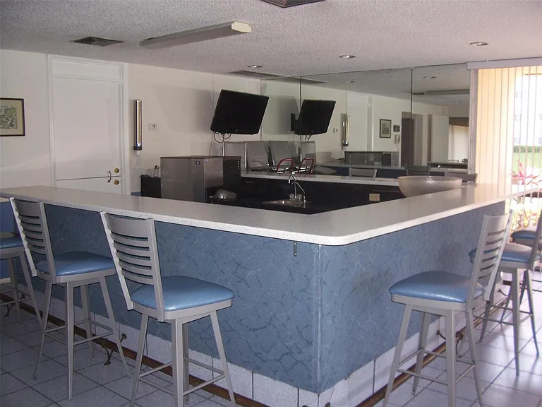 2222 N Cypress Bnd #309 — Photo 20