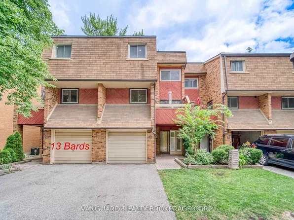 13 Bards Walkway, Toronto, ON M2J 4T8