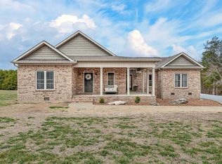 39 Boning Rd, Fayetteville, TN 37334