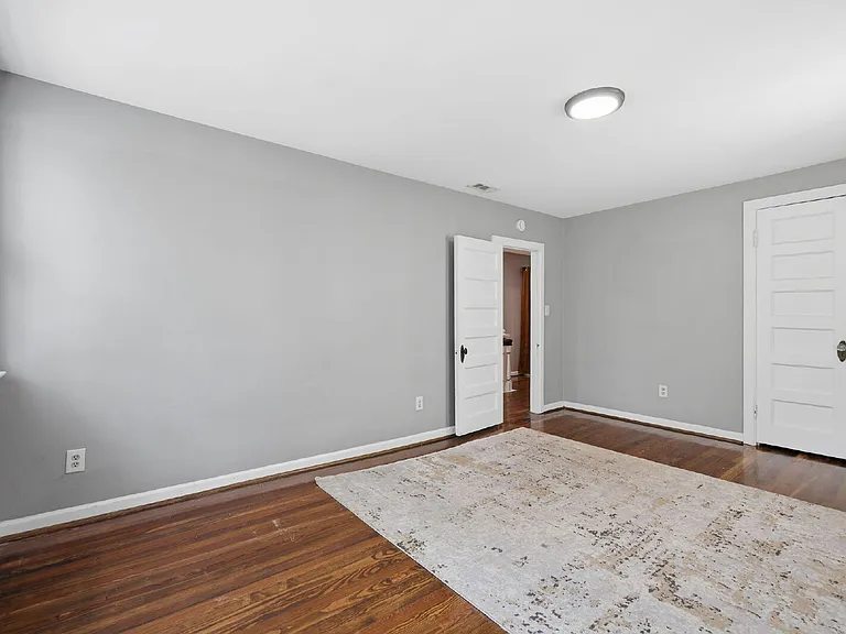 533 North St — Photo 44