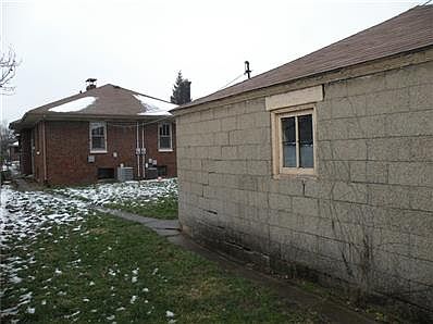 Great Investment Property with low maintenance exterior