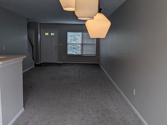 5th image of 1263 Hollytree Ln
